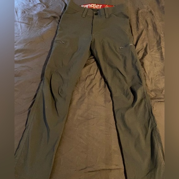 Wrangler Nylon Trousers size 29/30 - Picture 2 of 7